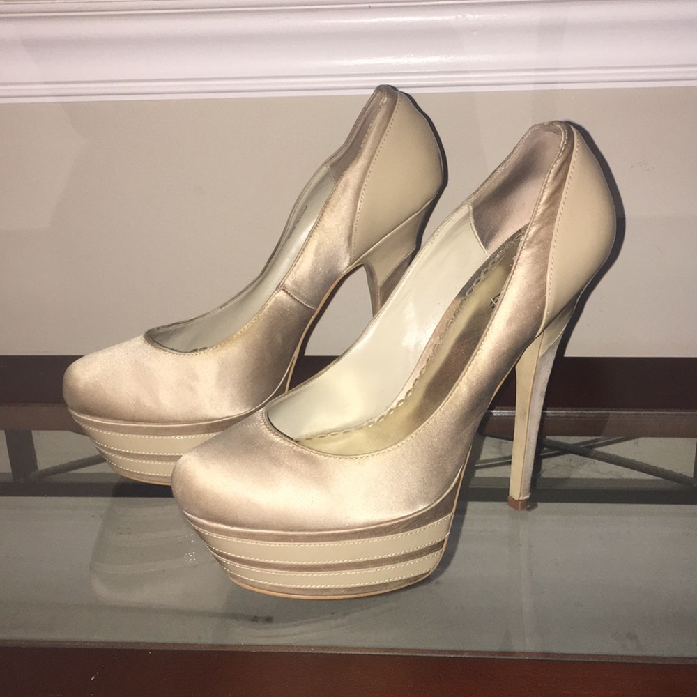 Nude satin platform heel